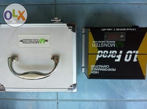 ตัวเก็บไฟเครื่องเสียงรถยนต์ MONSTER Series by DENOOR 1.0Farad ตัวสี่เหลี่ยมพร้อมกล่องเก็บ สภาพสวย