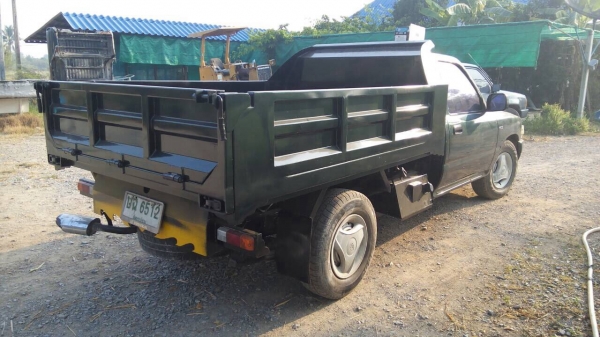 ขายกระบะดั๊มหรือแลกหกล้อดั๊ม