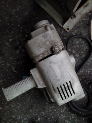 ขายสว่านเเท่นรอบช้า มือสอง