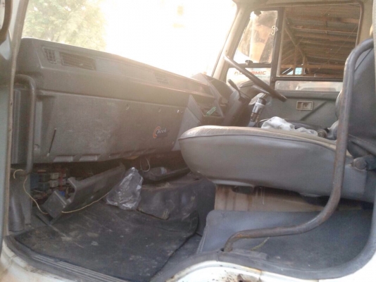 ขายรถบรรทุกสิบล้อดัมพ์ MITSUBISHI turbo ซีเรียล 3,xxx เครื่องเดิม 6D16 turbo - 220 แรง 2 เพลา ทะเบียนพร้อม