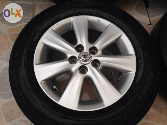 ล้อToyota altis พร้อมยาง 5รู100 R15