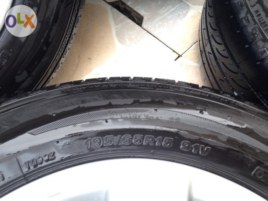 ล้อToyota altis พร้อมยาง 5รู100 R15