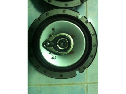 Pioneer TS-1629 ดอกลำโพง ขนาด 6 นิ้วแกนร่วม 3 ทาง กำลังขับ 80 Watt 4 โอมห์ แม่เหล็กแบบ Strontium Magnet Pioneer TS-1629 ดอกลำโพง ขนาด 6 นิ้วแกนร่วม 3 ทาง กำลังขับ 80 Watt 4 โอมห์ แม่เหล็กแบบ Strontium Magnet