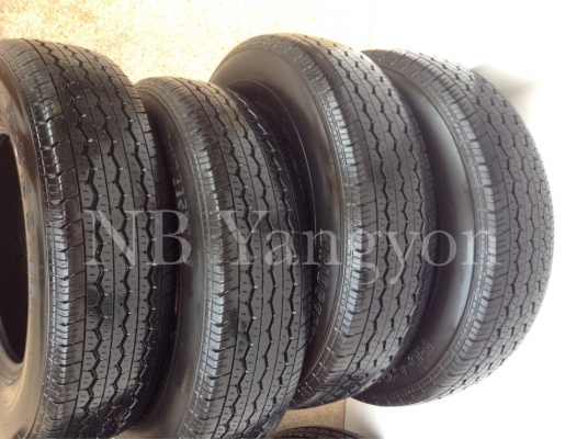ยาง bridgestone 195R15 ปี 14+13 ญี่ปุ่นแท้ๆ