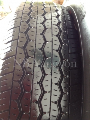 ยาง bridgestone 195R15 ปี 14+13 ญี่ปุ่นแท้ๆ