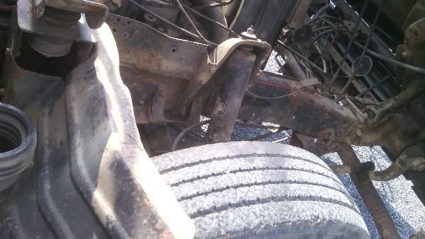 รถบรรทุกน้ำมัน ISUZU NPR 115HP เกียร์สั้น  ความจุ7,000ลิตร พร้อมมิเตอร์ อุปกรณ์ระบบเปิด - ปิด ดูสภาพรถและทดลองขับและยังต่อลองราคาได้อีกครับ