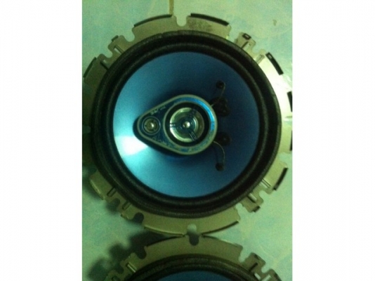 ALPINE ste-1531 ลำโพงแกนร่วมขนาด 6.5" 3ทาง กรวยอลู โครงหล่อ แม่เหล็ก ขอบผ้าอาบน้ำยา เก่ายุ่นALPINE ste-1531 ลำโพงแกนร่วมขนาด 6.5" 3ทาง กรวยอลู โครงหล่อ แม่เหล็ก ขอบผ้าอาบน้ำยา เก่ายุ่น