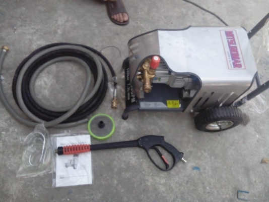 ขายเครื่องอัดฉีด 140 บาร์ ของใหม่อุปกรณ์ครบชุด