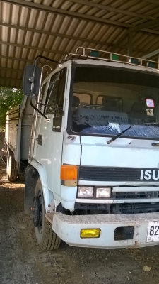 หกล้อติดเครน รุ่น JCM ใส่หัวล็อค ยาว 5 เมตรตรวจเช็คไว้พร้อมใช้ยางใหม่ครัดวีดีสีเก่าเอกสารครบตรวจเช็คพร้อมโอนรูปแบบเก่าใช้ได้ดีทุกอย่างแอร์เย็นเบรคเดิมครัดชีด้านบนเพิ่งเริ่มเก่า พร้อมใช้ตามสภาพ