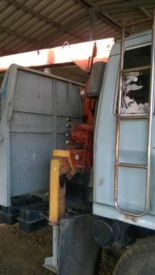 หกล้อติดเครน รุ่น JCM ใส่หัวล็อค ยาว 5 เมตรตรวจเช็คไว้พร้อมใช้ยางใหม่ครัดวีดีสีเก่าเอกสารครบตรวจเช็คพร้อมโอนรูปแบบเก่าใช้ได้ดีทุกอย่างแอร์เย็นเบรคเดิมครัดชีด้านบนเพิ่งเริ่มเก่า พร้อมใช้ตามสภาพ