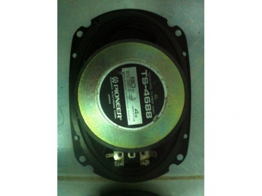 Carrozzeria (Pioneer) รุ่น TS-4688 ลำโพงแกนร่วม 3 ทาง ขนาด 4x6 นิ้ว แม่เหล็กใหญ่ Carrozzeria (Pioneer) รุ่น TS-4688 ลำโพงแกนร่วม 3 ทาง ขนาด 4x6 นิ้ว แม่เหล็กใหญ่