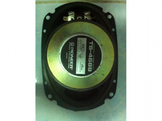 Carrozzeria (Pioneer) รุ่น TS-4688 ลำโพงแกนร่วม 3 ทาง ขนาด 4x6 นิ้ว แม่เหล็กใหญ่ Carrozzeria (Pioneer) รุ่น TS-4688 ลำโพงแกนร่วม 3 ทาง ขนาด 4x6 นิ้ว แม่เหล็กใหญ่