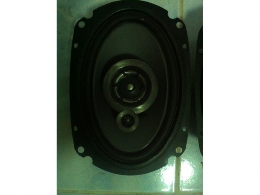 Carrozzeria (Pioneer) รุ่น TS-4688 ลำโพงแกนร่วม 3 ทาง ขนาด 4x6 นิ้ว แม่เหล็กใหญ่ Carrozzeria (Pioneer) รุ่น TS-4688 ลำโพงแกนร่วม 3 ทาง ขนาด 4x6 นิ้ว แม่เหล็กใหญ่