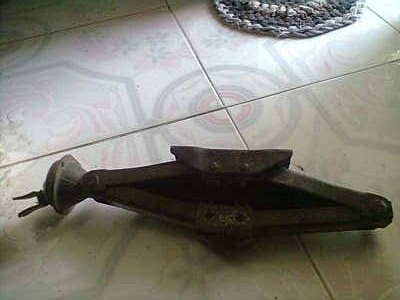 แม่แรงรถขนาดใหญ่ japan