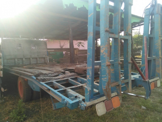 รถเกี่ยวข้าว ศักดิ์ พัฒนา พร้อม รถเทเลอร์ รถเกี่ยวข้าว ศักดิ์ พัฒนา พร้อม รถเทเลอร์