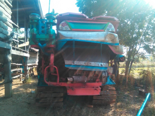 รถเกี่ยวข้าว ศักดิ์ พัฒนา พร้อม รถเทเลอร์ รถเกี่ยวข้าว ศักดิ์ พัฒนา พร้อม รถเทเลอร์