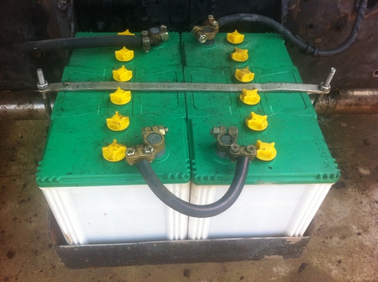 HINO F17 ดั้ม เครื่อง EH700-168 แรงม้า กระบะพื้นแสตนเลส สภาพพร้อมใช้ ทะเบียนพร้อมโอน