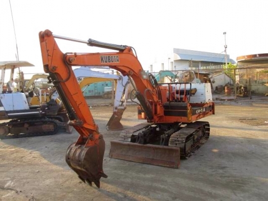 ขายรถขุด KUBOTA KH-11 ขนาดPC-30 รถเก่านอกแท้100\%มีเอกสารพร้อมเครื่องดีปั๊มดีติดต่อ 085-5632278 (ราคาต่อรองได้)