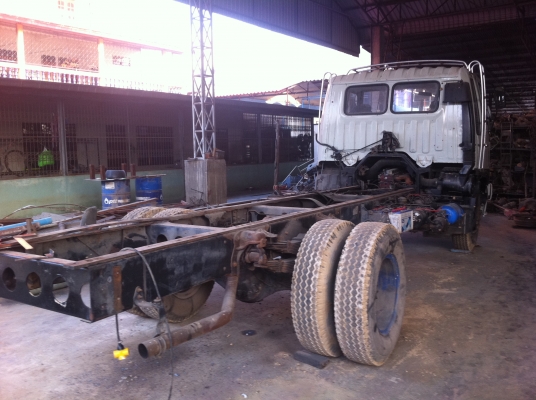 HINO FE 3WJKA เครื่อง Wo6E-165 แรงม้า หัวลากคัสซี ทำสีหัวใหม่ ยางเต็ม คัสซีสวย HINO FE 3WJKA เครื่อง Wo6E-165 แรงม้า หัวลากคัสซี ทำสีหัวใหม่ ยางเต็ม คัสซีสวย