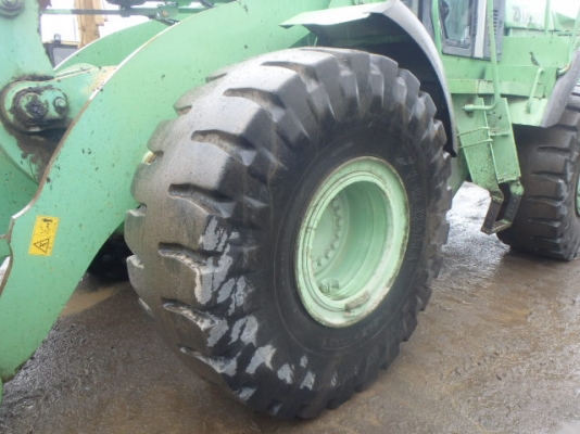 ขายรถตัก TCM ZW220