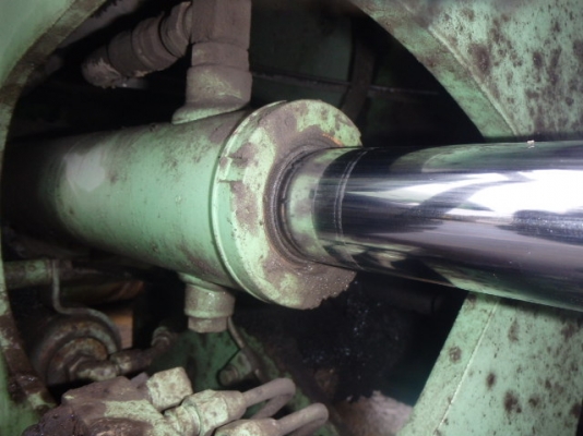 ขายรถตัก TCM ZW220