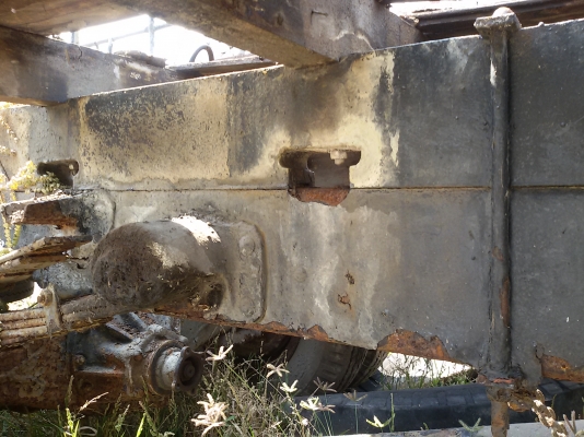 ขายซากรถ2คัน ISUZU 100 แรง กับ NISSAN 100 แรง