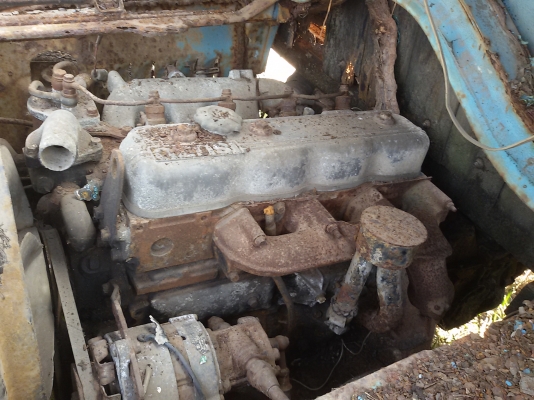 ขายซากรถ2คัน ISUZU 100 แรง กับ NISSAN 100 แรง