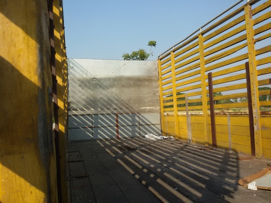 ขาย กระบะ คาร์โก้ ยาว 6 เมตร,กว้าง 2.40 เมตร,สูง 2 เมตร