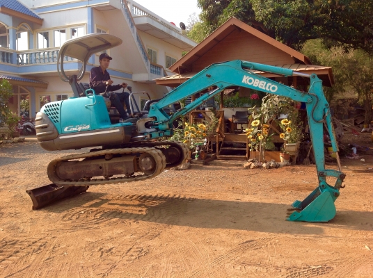 ขายรถขุดKOBELCO - SK025(คอลโทนสั้นปั๊มนิ้ว)รถเก่านอก(มีVDOการทำงานให้ชม)มีเอกสารพร้อม ติดต่อ085-5632278