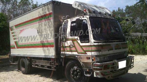 รถบรรทุก HINO ห้องเย็น เครื่อง HO7C  ตู้ยาว5เมตร