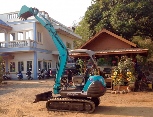 ขายรถขุดKOBELCO - SK025(คอลโทนสั้นปั๊มนิ้ว)รถเก่านอกแท้(มีVDOการทำงานให้ชม)มีเอกสาร ติดต่อ085-5632278 ขายรถขุดKOBELCO - SK025(คอลโทนสั้นปั๊มนิ้ว)รถเก่านอกแท้(มีVDOการทำงานให้ชม)มีเอกสาร ติดต่อ085-5632278