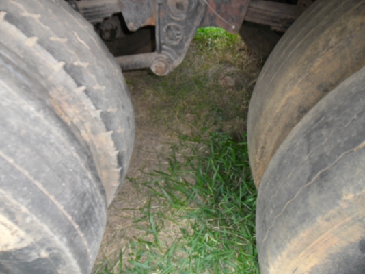 ขายหาเทเลอร์เพื้นเรียบสามเพลาปี45ทะเบียนขาดสองปียางปานกลางคัสซีสวยยาวสิบสองเมตร