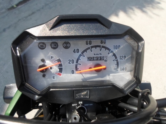 ยังไงก็ขาย zoomer-x ปี2557สวยๆ รถบ้างวิ่งน้อย 800 โล