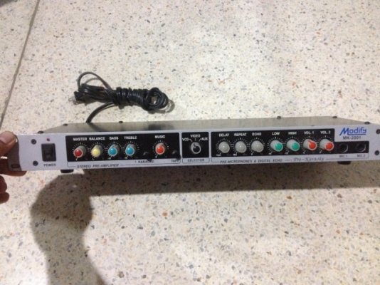 ปรีเเอมคาราโอเกะ MODIFY MK2001 สภาพสวยใช้งานได้ปกติ