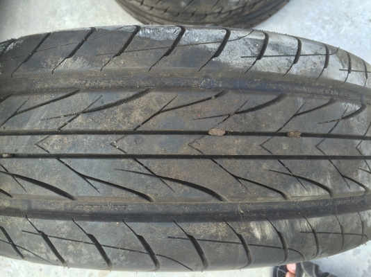 ขายล้อแม็ก4รู100 พร้อมยาง195/55R15 85V ราคาถูก