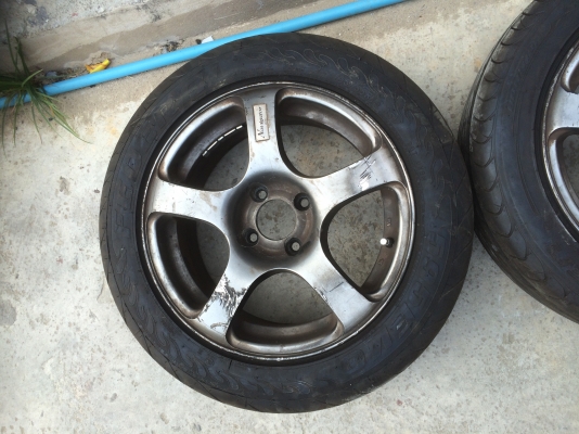 ขายล้อแม็ก4รู100 พร้อมยาง195/55R15 85V ราคาถูก