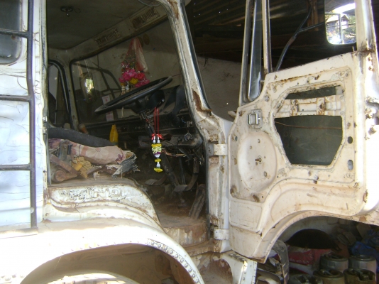 เทรนเลอร์ KT 925 / 168 แรง เพลาเดียว ทะเบียนเต็ม(ท้ายลาด   )  ราคา  435,000 บาท