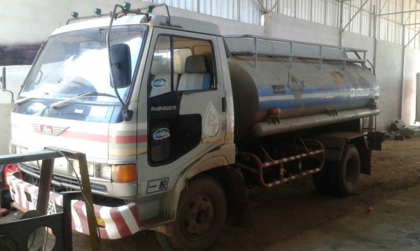 HINO KM777 หัวFC ลงเล่มแล้ว ถังน้ำมัน 2หัวจ่าย ทะเบียน ม79 ยางสวย6เส้น