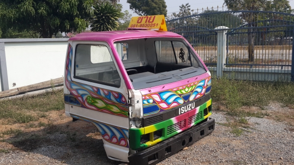 ขายหัวรถ NPR เบาะหุ้มใหม่ ราคาต่อรองได้