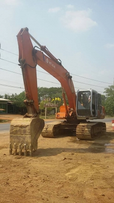 แมคโคร EX200-2