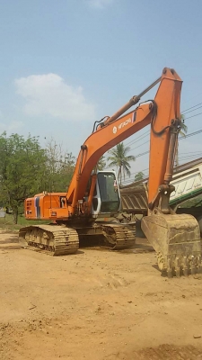 แมคโคร EX200-2