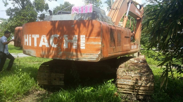 EX200-1 มีเล่มทะเบียน รถพร้อมใช้ สภาพดีใช้ได้...ช่วงล่างสวย เอวแน่น เครื่องดี ปั้มดี...