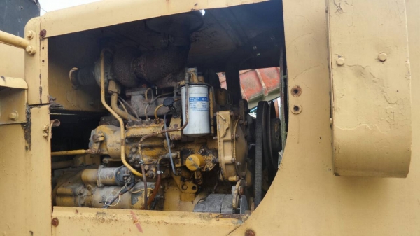 รถตักล้อยาง CAT966C เก๋งตู้ เอกสารอินวอยล์ รถสภาพดี...ใช้งานได้ดีปกติ. รถตักล้อยาง CAT966C เก๋งตู้ เอกสารอินวอยล์ รถสภาพดี...ใช้งานได้ดีปกติ.