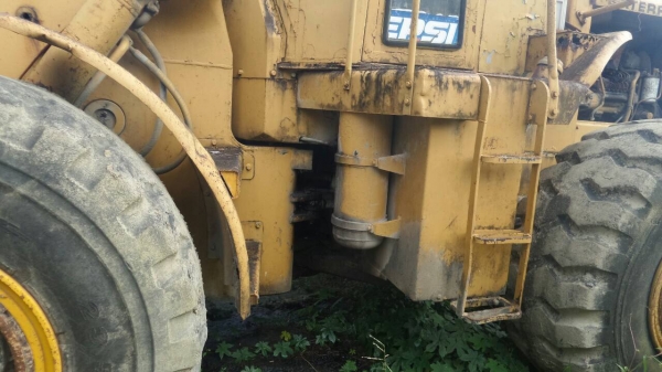 รถตักล้อยาง CAT966C เก๋งตู้ เอกสารอินวอยล์ รถสภาพดี...ใช้งานได้ดีปกติ. รถตักล้อยาง CAT966C เก๋งตู้ เอกสารอินวอยล์ รถสภาพดี...ใช้งานได้ดีปกติ.