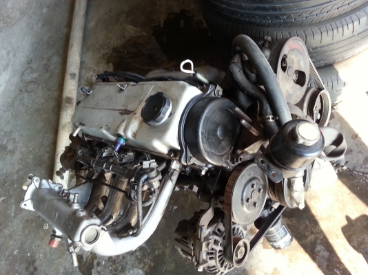 ขายเครื่องมิตซู 4g15 แคมเดี่ยว(อะไหล่)