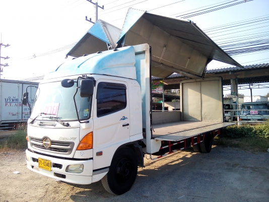 6 ล้อใหญ่  ( ตู้ไฮดรอลิค..ปีกนก..ท้ายลิฟท์ )  HINO MEGA FG1J 220 แรงม้า * ยาว 7.20 ม.* รถสวยเดิม * รถห้างแท้ * มีเล่มพร้อม *
