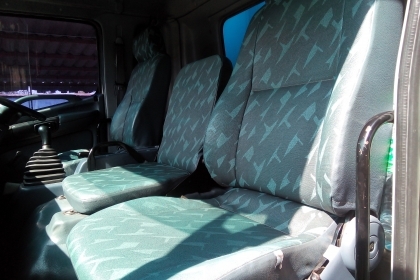 6 ล้อใหญ่  ( ตู้ไฮดรอลิค..ปีกนก..ท้ายลิฟท์ )  HINO MEGA FG1J 220 แรงม้า * ยาว 7.20 ม.* รถสวยเดิม * รถห้างแท้ * มีเล่มพร้อม *