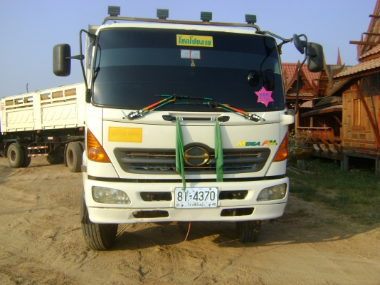 แมก้า 260 แรง พร้อม พ่วง รถปี 48   ราคา  1,930,000  บาท