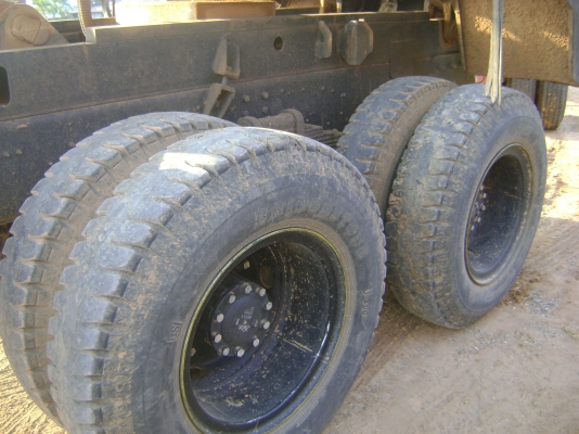 แมก้า 260 แรง พร้อม พ่วง รถปี 48   ราคา  1,930,000  บาท