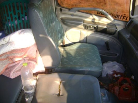 แมก้า 260 แรง พร้อม พ่วง รถปี 48   ราคา  1,930,000  บาท